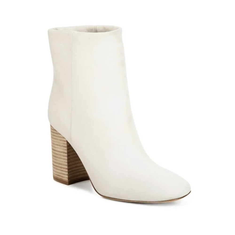 VINCE Brand: Women’s Horchata Ivory Cushioned Ankle Boot, in pristine condition